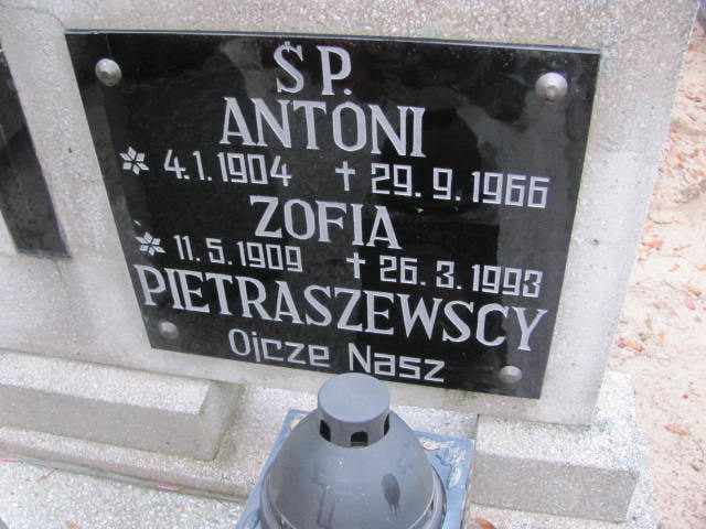 Antoni Pietraszewski 1904 Szamotuły - Grobonet - Wyszukiwarka osób pochowanych