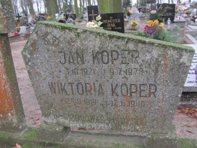 Agata Krenc 1968 Szamotuły - Grobonet - Wyszukiwarka osób pochowanych