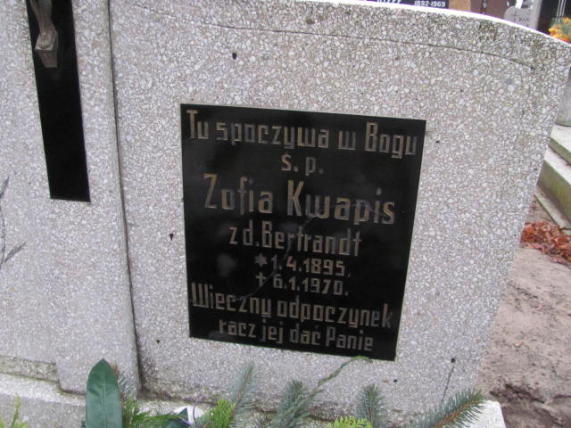 Zofia Kwapis 1895 Szamotuły - Grobonet - Wyszukiwarka osób pochowanych