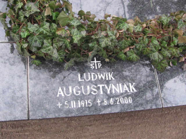 Urszula Augustyniak 1921 Szamotuły - Grobonet - Wyszukiwarka osób pochowanych