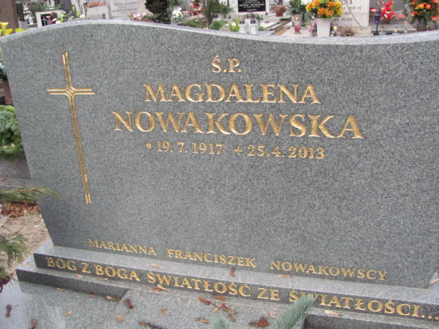 Franciszek Nowakowski 1917 Szamotuły - Grobonet - Wyszukiwarka osób pochowanych