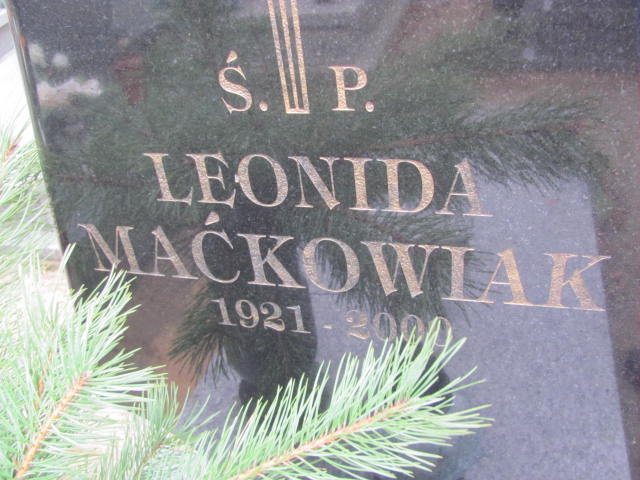Leonida Maćkowiak 1921 Szamotuły - Grobonet - Wyszukiwarka osób pochowanych